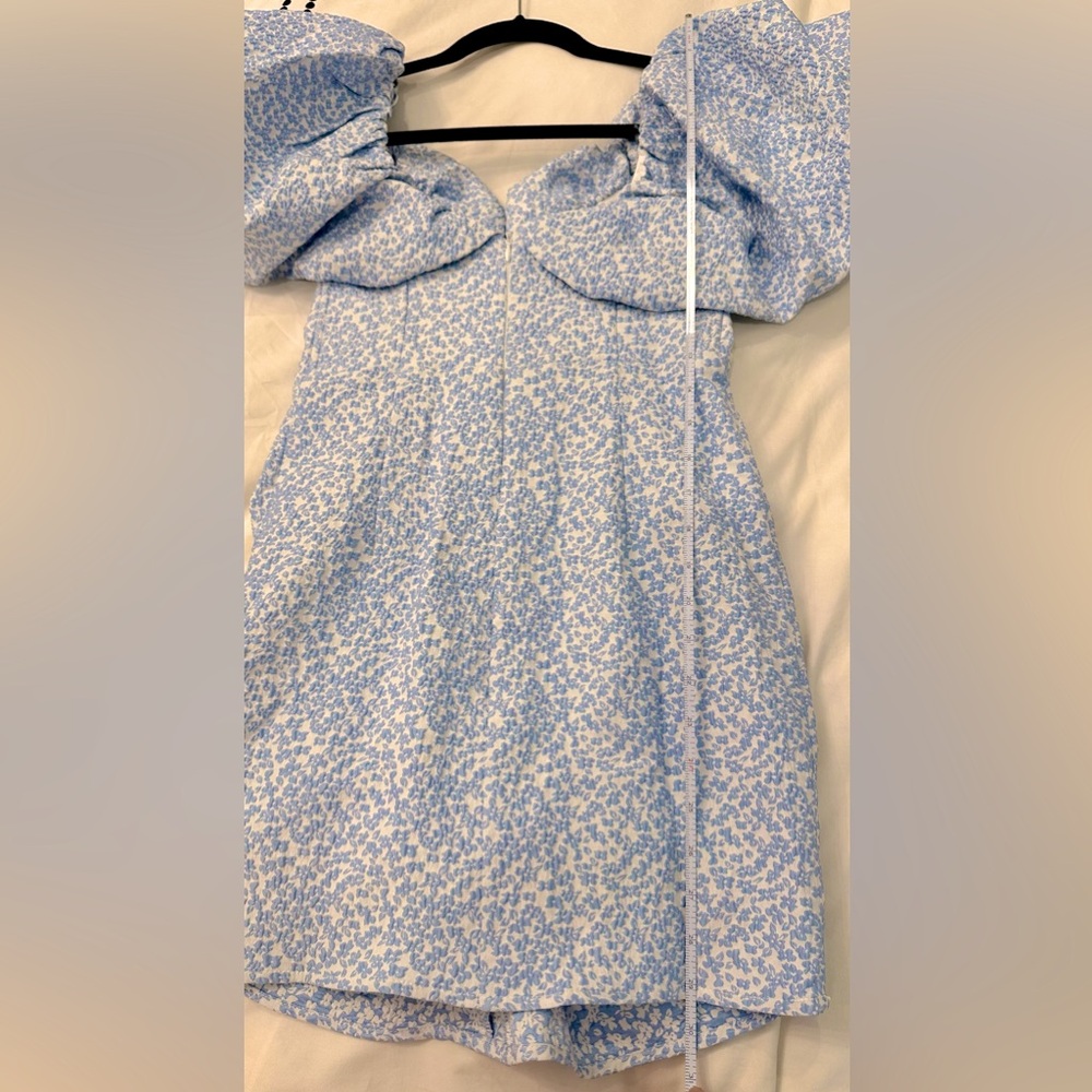 NWT Giselle draped BLUE FLORAL mini dress Fashion Nova - Picture 7 of 10